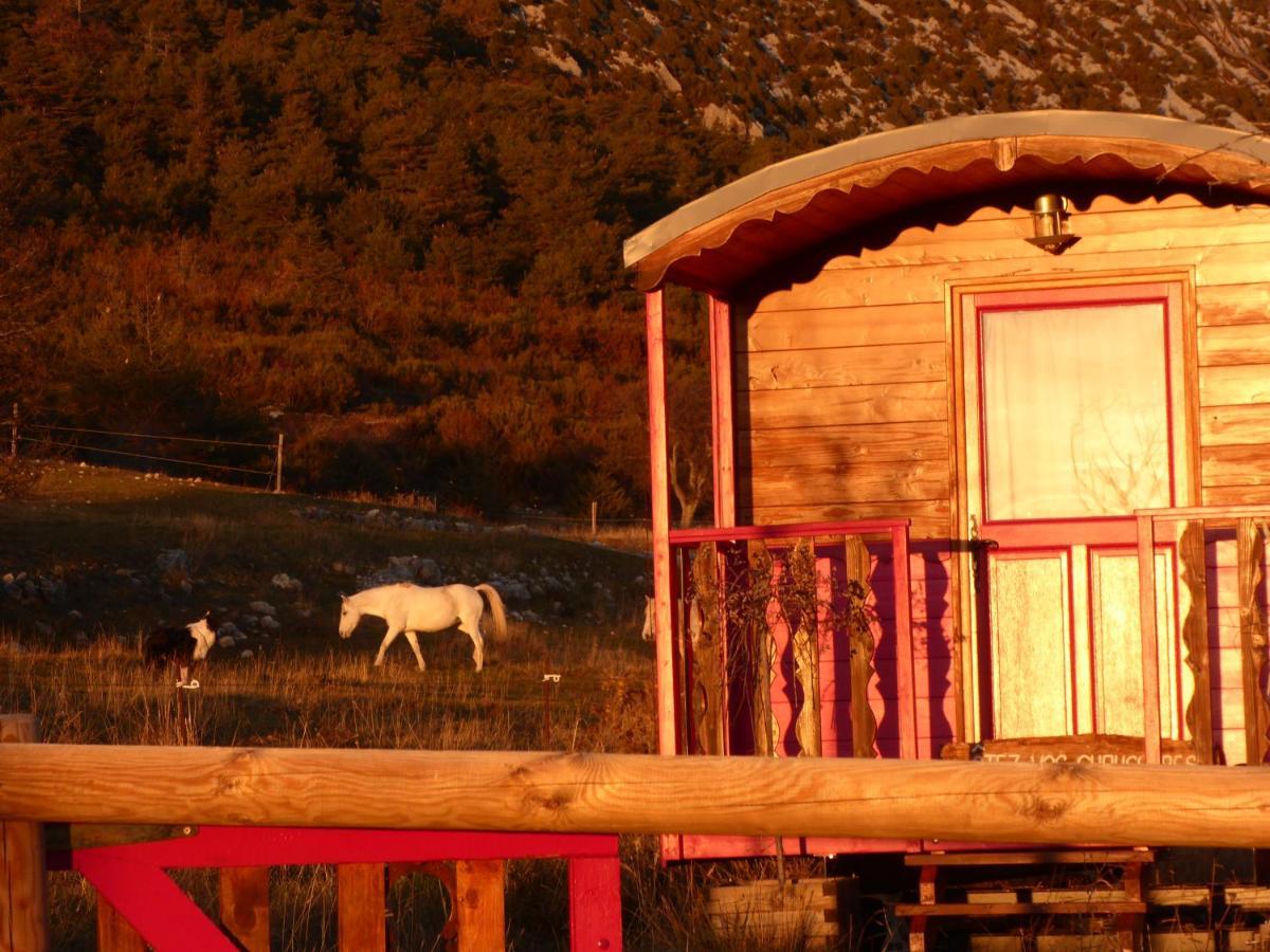 Ferme Saint Pierre Hotel Bargème Kültér fotó